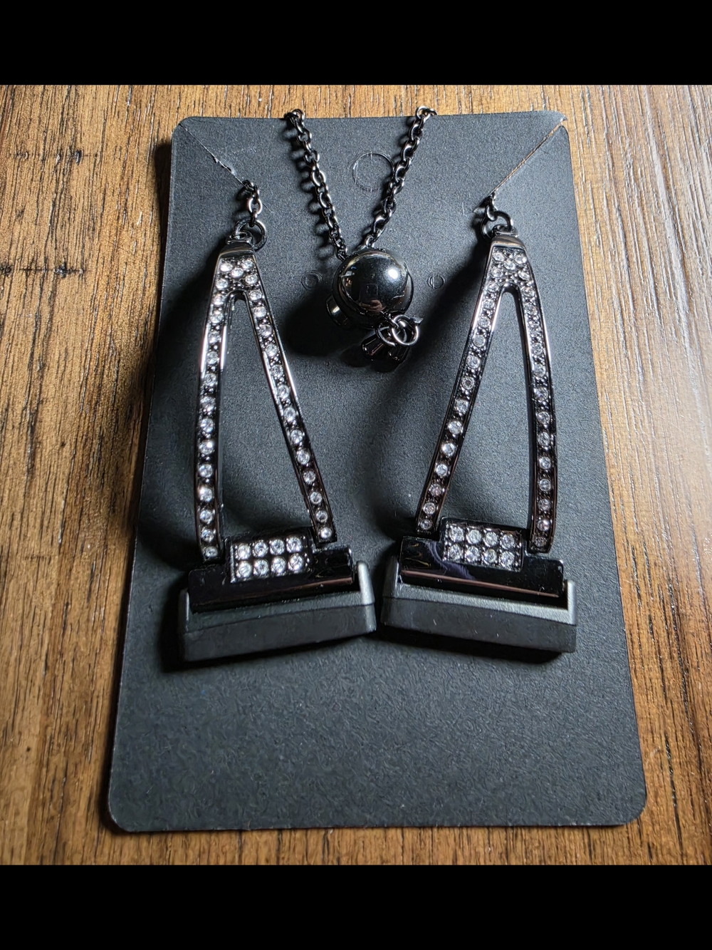 Amazon Gunmetal Crystal Drop Necklace and Earrings Set
